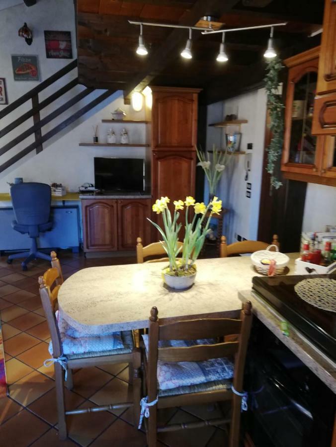 Crone Alex'S Home מראה חיצוני תמונה