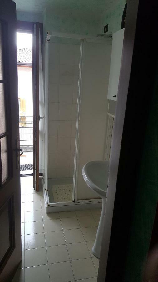 Crone Alex'S Home מראה חיצוני תמונה